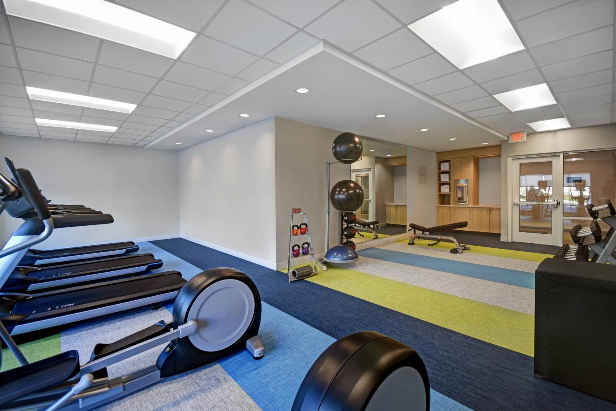 Towneplace Suites By Marriott Fall River Westport מראה חיצוני תמונה
